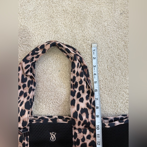 Victoria’s Secret mesh shopper with leopard accent cheetah  handles - Picture 6 of 8